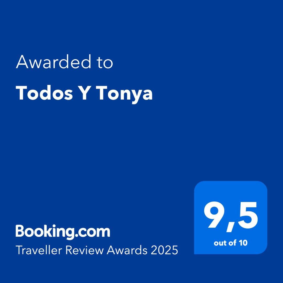 Bed and Breakfast Todos Y Tonya Archidona Exterior foto